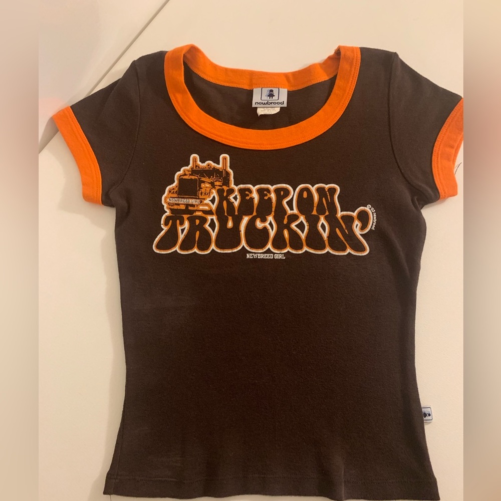 newbreed “Keep On Truckin’” TShirt Small